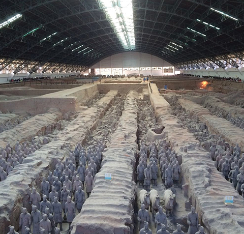 De Terracottakrijgers en -paarden van de eerste Qin Keizer